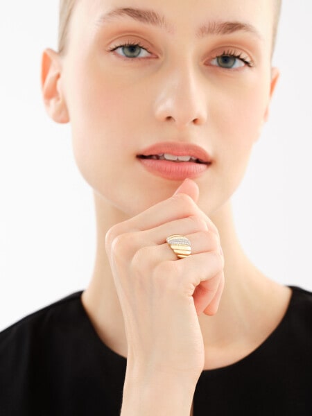 Pierścionek z żółtego złota z diamentami - 0,16 ct - próba 585