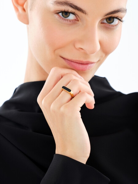 Pierścionek ze stali szlachetnej z emalią