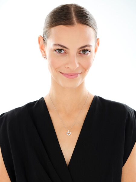 Stříbrný přívěsek se zirkony - srdce