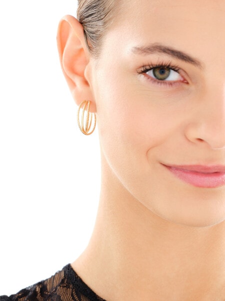 9 K Yellow Gold Dangling Earring 