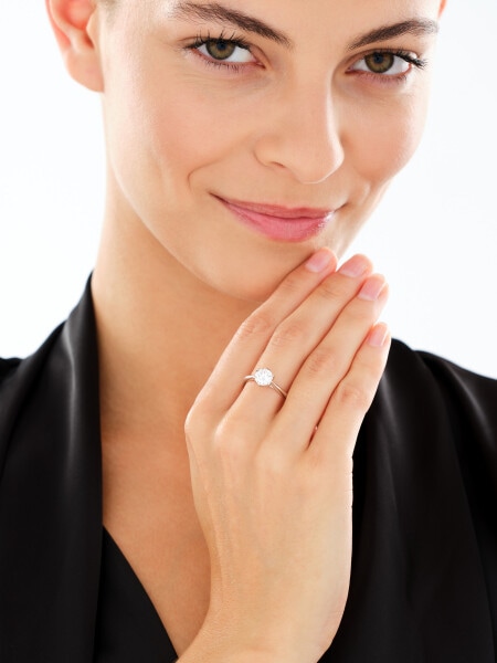 Pierścionek srebrny z cyrkonią