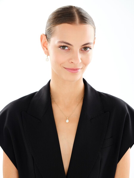 Złote kolczyki z opalitami