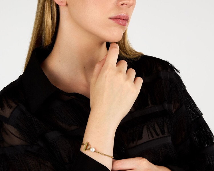 Bransoletka ze stali szlachetnej z perłą - logo Karl Lagerfeld