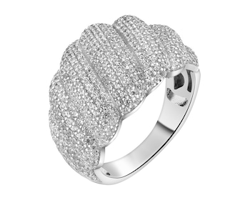 Stříbrný prsten se zirkony