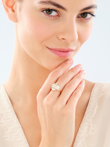 Złoty pierścionek z perłą i cyrkoniami