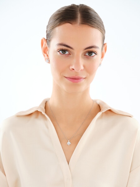 Zawieszka srebrna z cyrkoniami