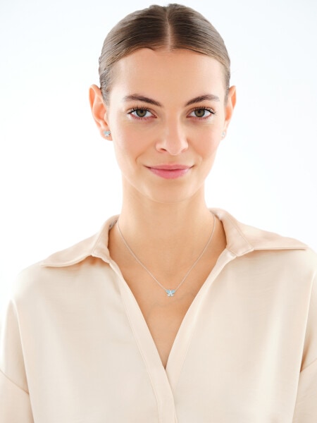 Naszyjnik srebrny z turkusami syntetycznymi - motyl