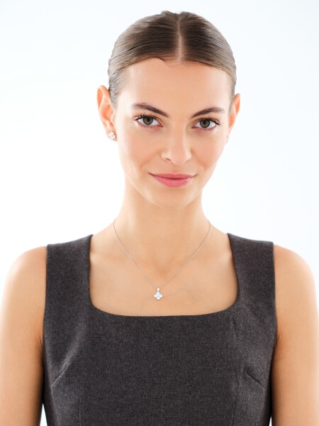 Stříbrné náušnice se zirkony - čtyřlístky