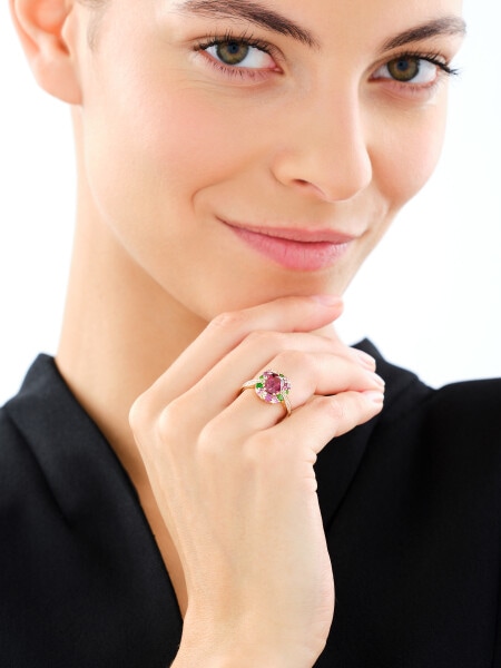 Pierścionek z żółtego złota z brylantami, kamieniami ozdobnymi i szlachetnymi - próba 585