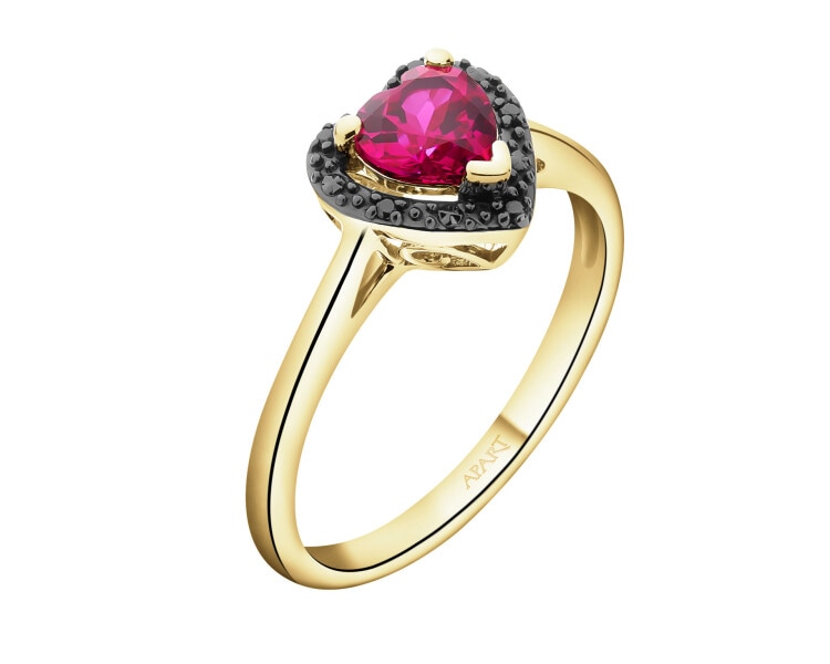 Pierścionek z żółtego złota z czarnymi diamentami i rubinem syntetycznym - serce - próba 375