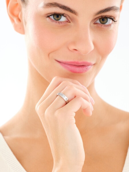 Pierścionek z mosiądzu rodowany z cyrkoniami