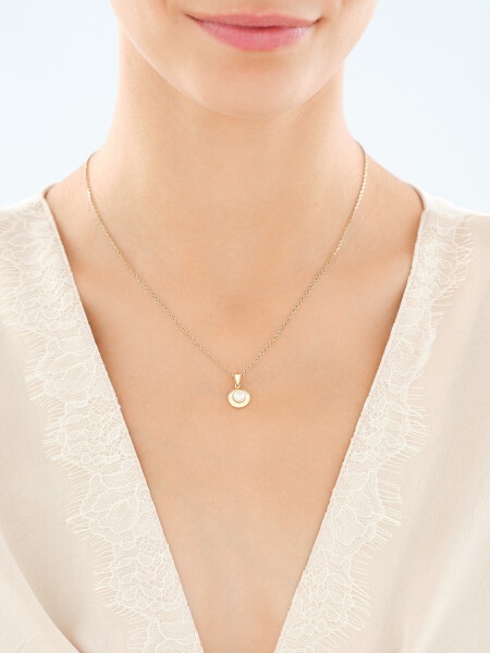 Złota zawieszka z perłą