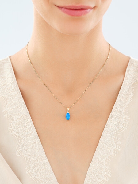 Złota zawieszka z opalitem