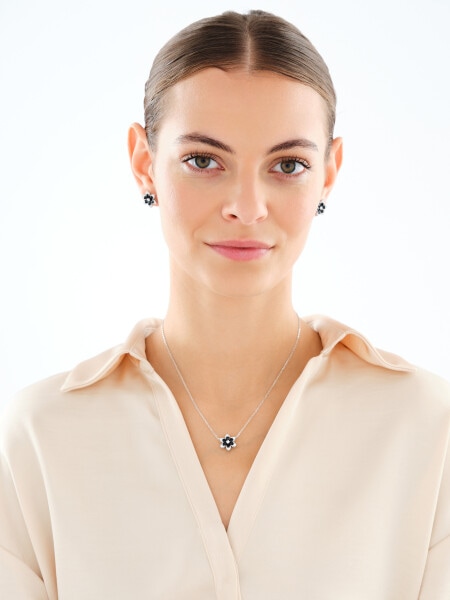 Kolczyki srebrne z cyrkoniami - kwiaty