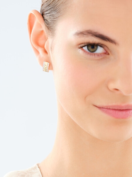 Złote kolczyki z cyrkoniami