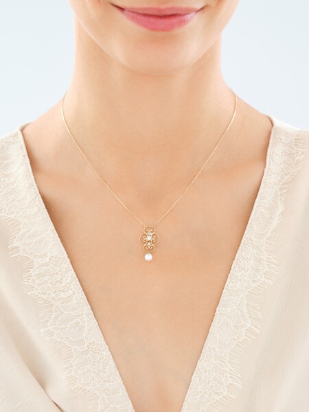 Złoty naszyjnik z perłą i cyrkoniami