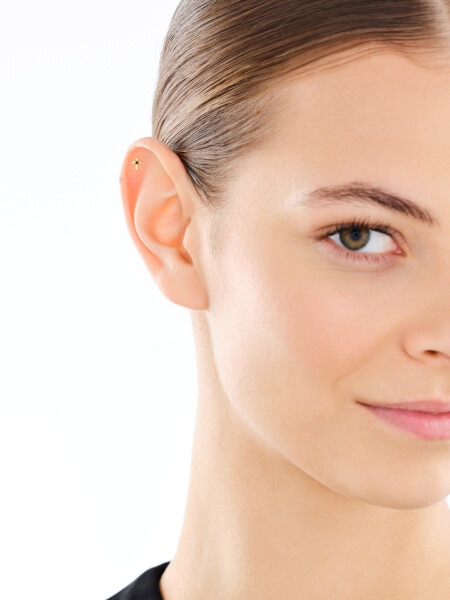 Pojedynczy srebrny kolczyk z cyrkonią - krzyż