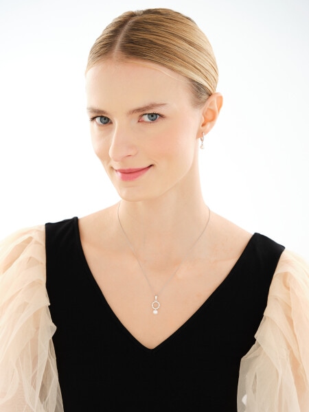 Zawieszka srebrna z perłą