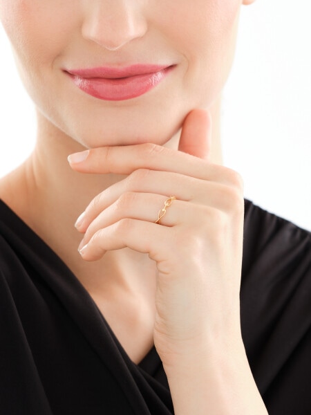 Złoty pierścionek - nieskończoności