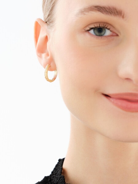 9 K Yellow Gold Hoop Earring