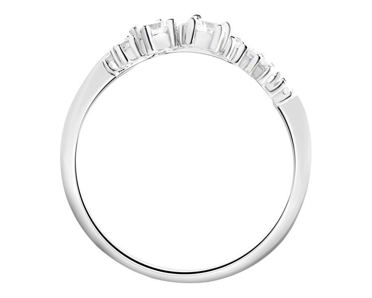 Stříbrný prsten se zirkony