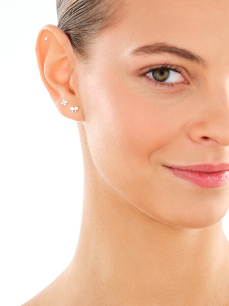 Zestaw trzech srebrnych kolczyków z cyrkoniami - kokardka, kwiat