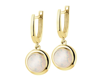 Złote kolczyki z opalitami