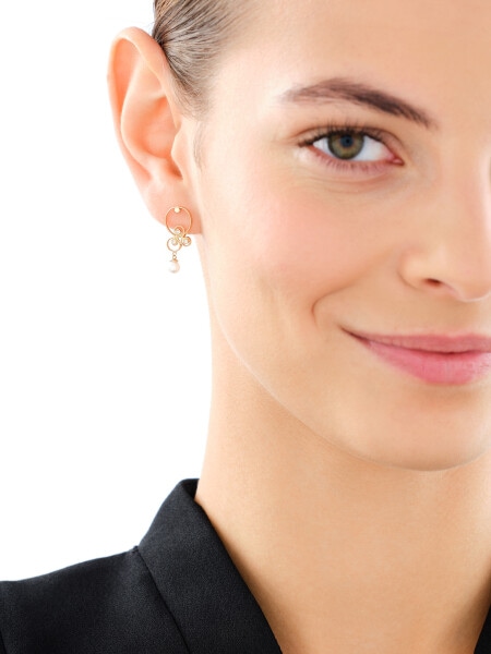 14 K Yellow Gold Dangling Earring with Pearl