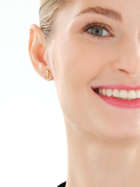 14 K Yellow Gold Earrings with Cubic Zirconia