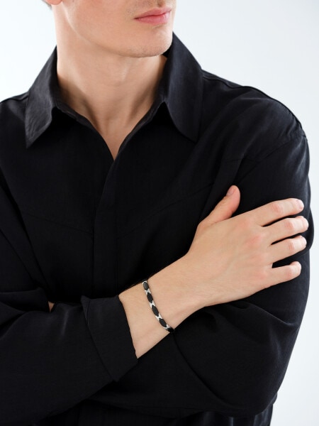 Náramek z ušlechtilé oceli