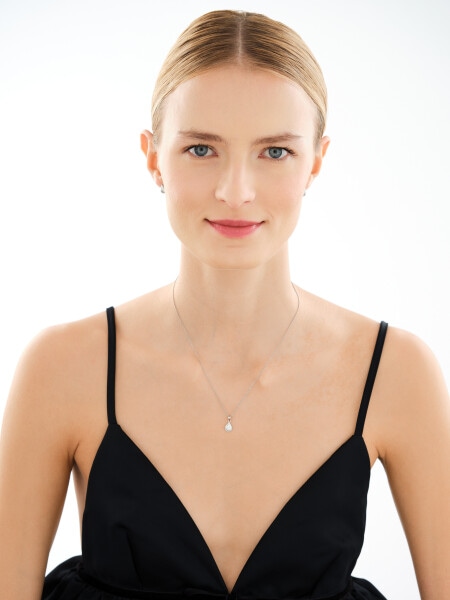 Rhodium Plated Silver Pendant with Cubic Zirconia