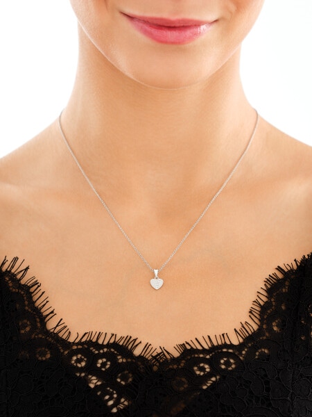 Stříbrný přívěsek se zirkony - srdce