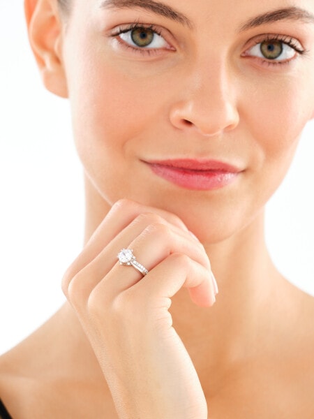 Pierścionek srebrny z cyrkoniami