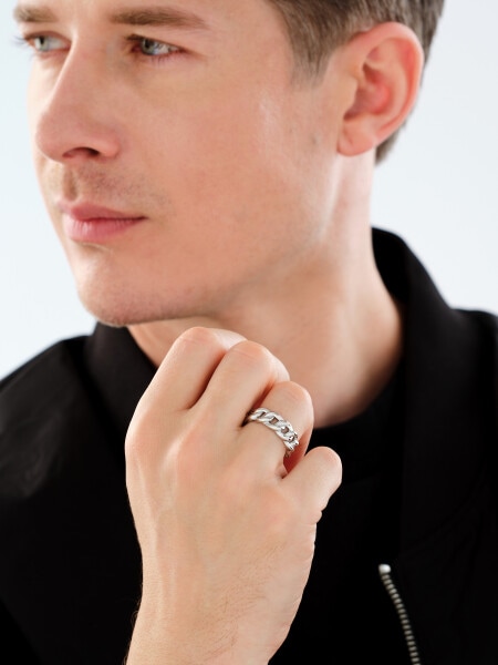 Obrączka ze stali szlachetnej