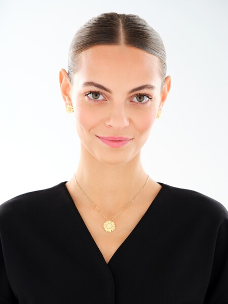 Pozlacený stříbrný přívěsek s jantarem - květ