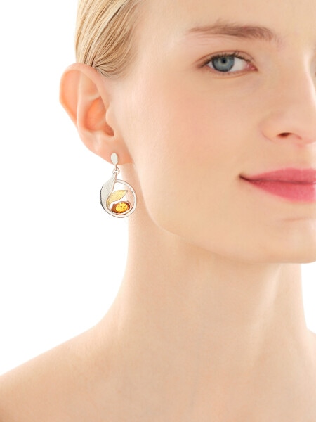 Stříbrné náušnice s jantarem