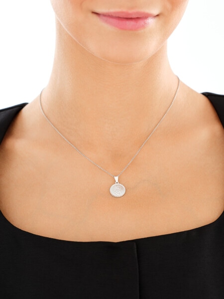 Stříbrný přívěsek - medailonek Matka Boží