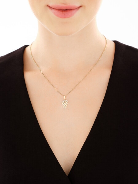 Zawieszka z żółtego złota z diamentami - piórko - 0,05 ct - próba 375