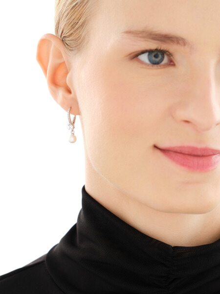 Stříbrné náušnice s perlami a zirkony