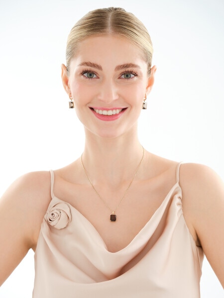 Złote kolczyki z kwarcami