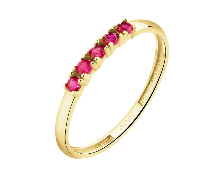 Złoty pierścionek z cyrkoniami