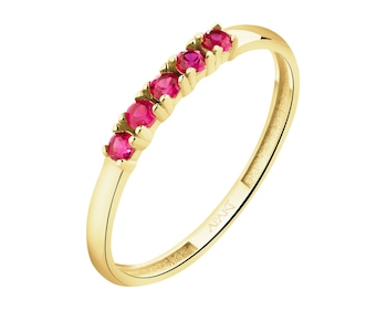 Złoty pierścionek z cyrkoniami