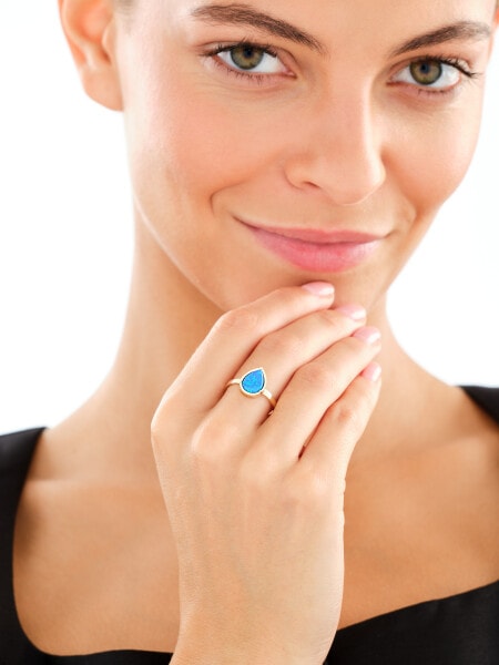 Złoty pierścionek z opalitem