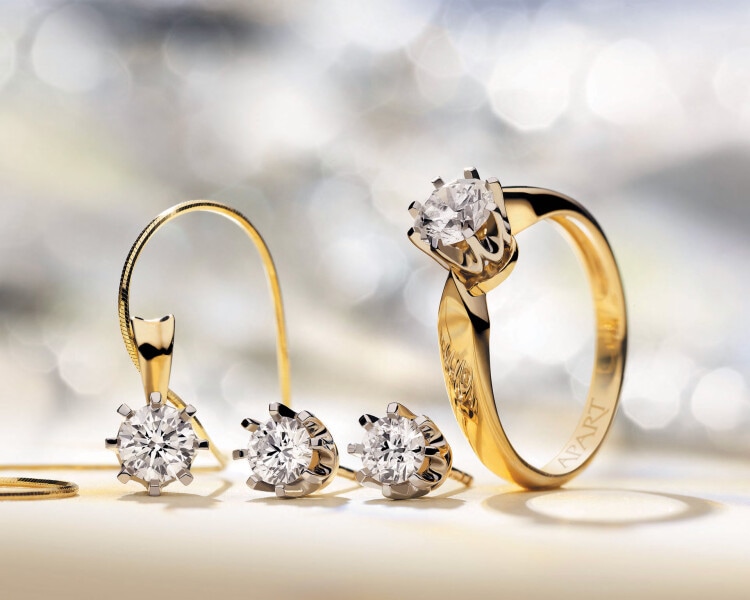 Pierścionek z żółtego i białego złota z brylantem - VVS2/G - 0,50 ct - próba 585