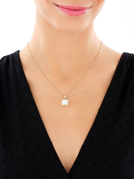 14 K Yellow Gold Pendant with Opalite