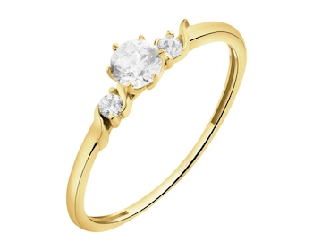 Złoty pierścionek z cyrkoniami