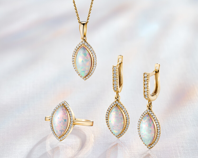 14 K Rhodium-Plated Yellow Gold Ring with Opalite