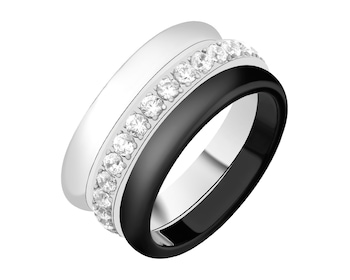 Pierścionek ze stali szlachetnej z cyrkoniami