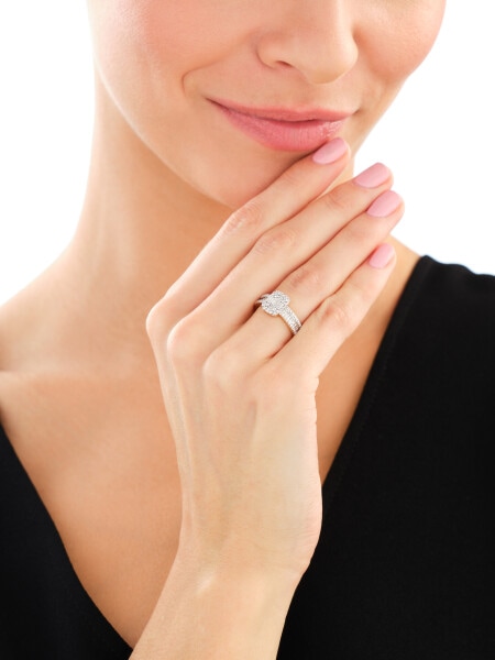 Zlatý prsten s diamanty - 0,60 ct - ryzost 585