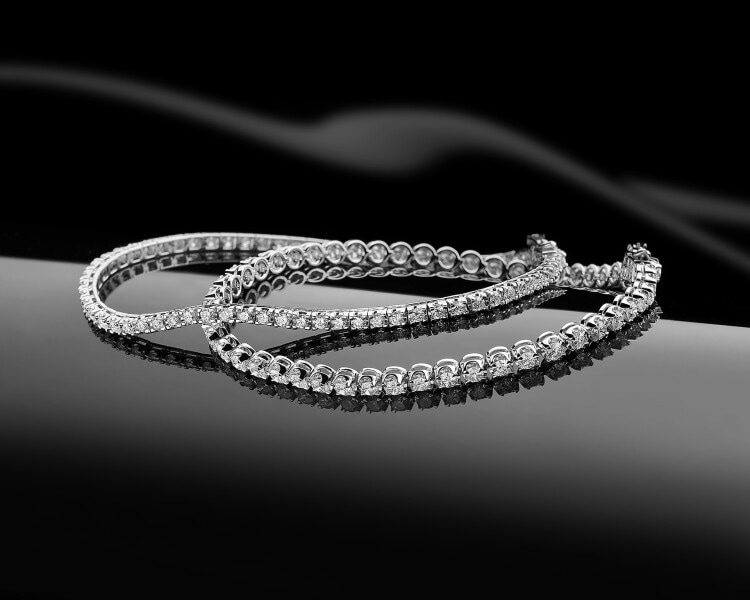 18 K Rhodium-Plated White Gold Tennis Bracelet with Diamonds - 1,90 ct - fineness 18 K